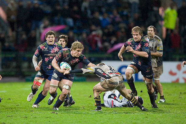 金钱往往成 金钱往往成